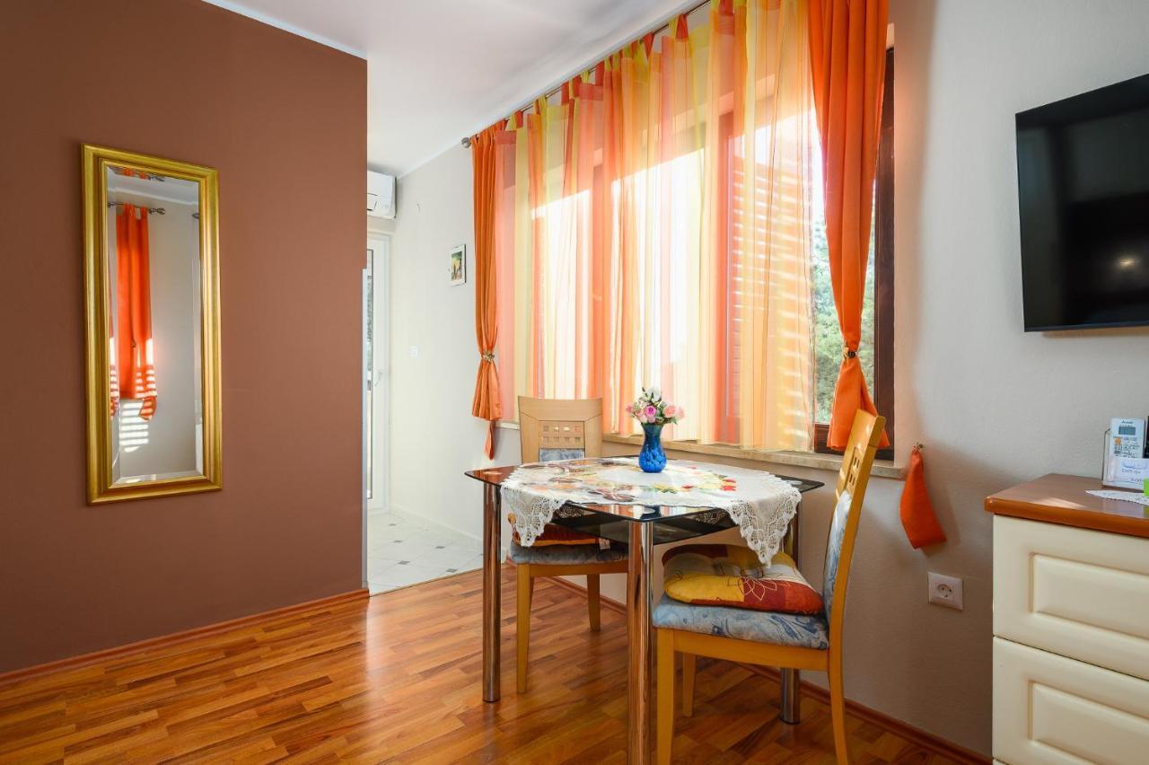 House Alma Apartman Poreč Kültér fotó